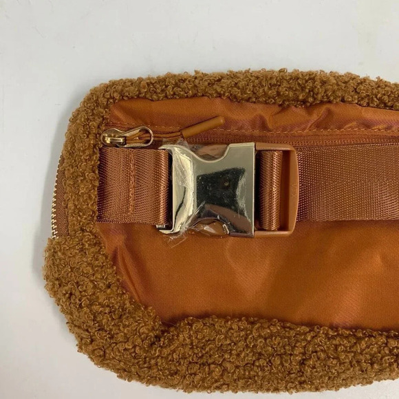 VNVM Sherpa Belt Bag Fleece Fanny Packs Waist Bag w/Adjustable Strap NWT - Picture 6 of 13